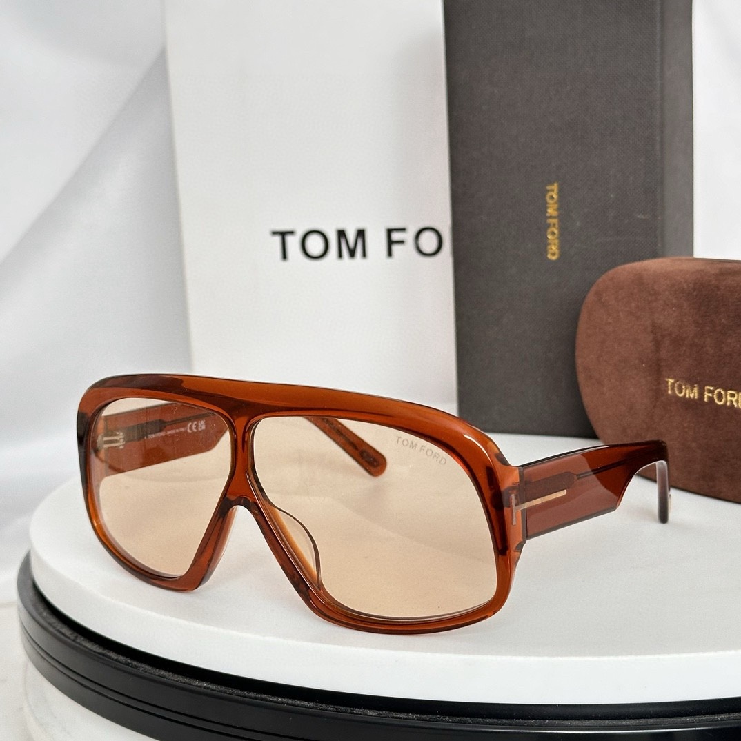  ‼️TOM FOR*🎈
官网款 高品质大框镜👍
MODEL：FT0965
