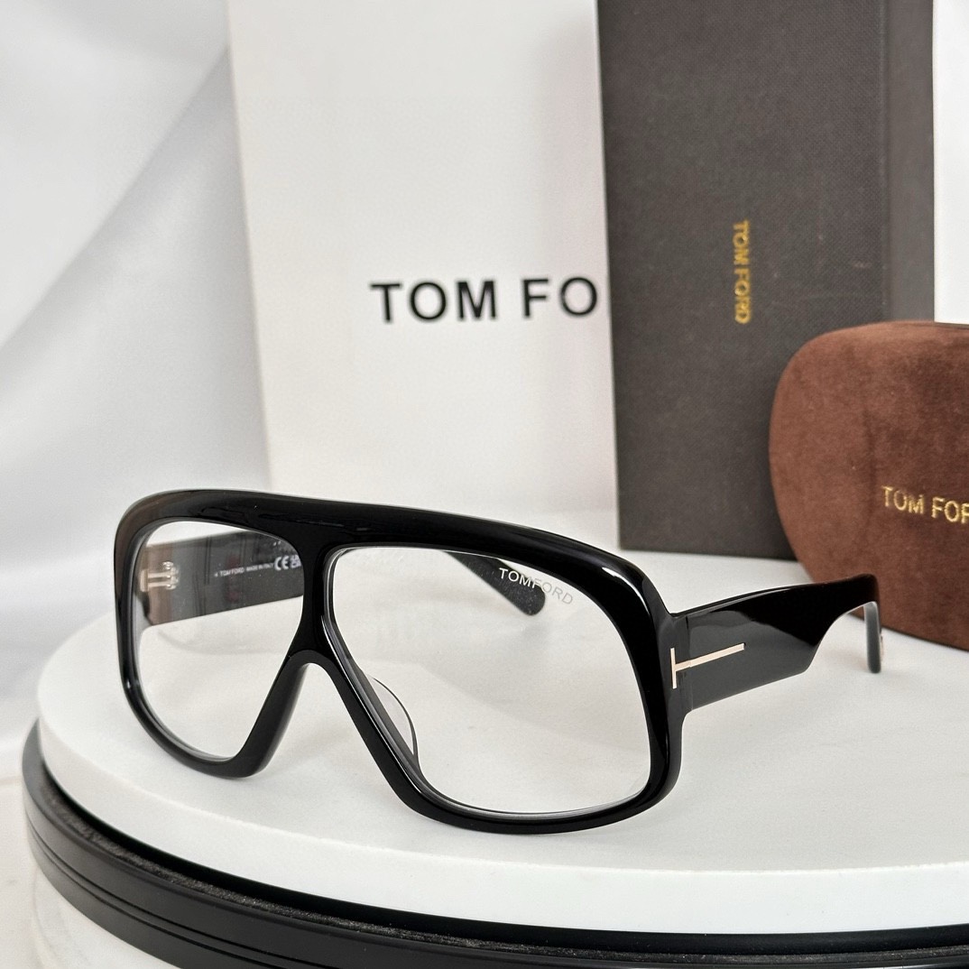  ‼️TOM FOR*🎈
官网款 高品质大框镜👍
MODEL：FT0965