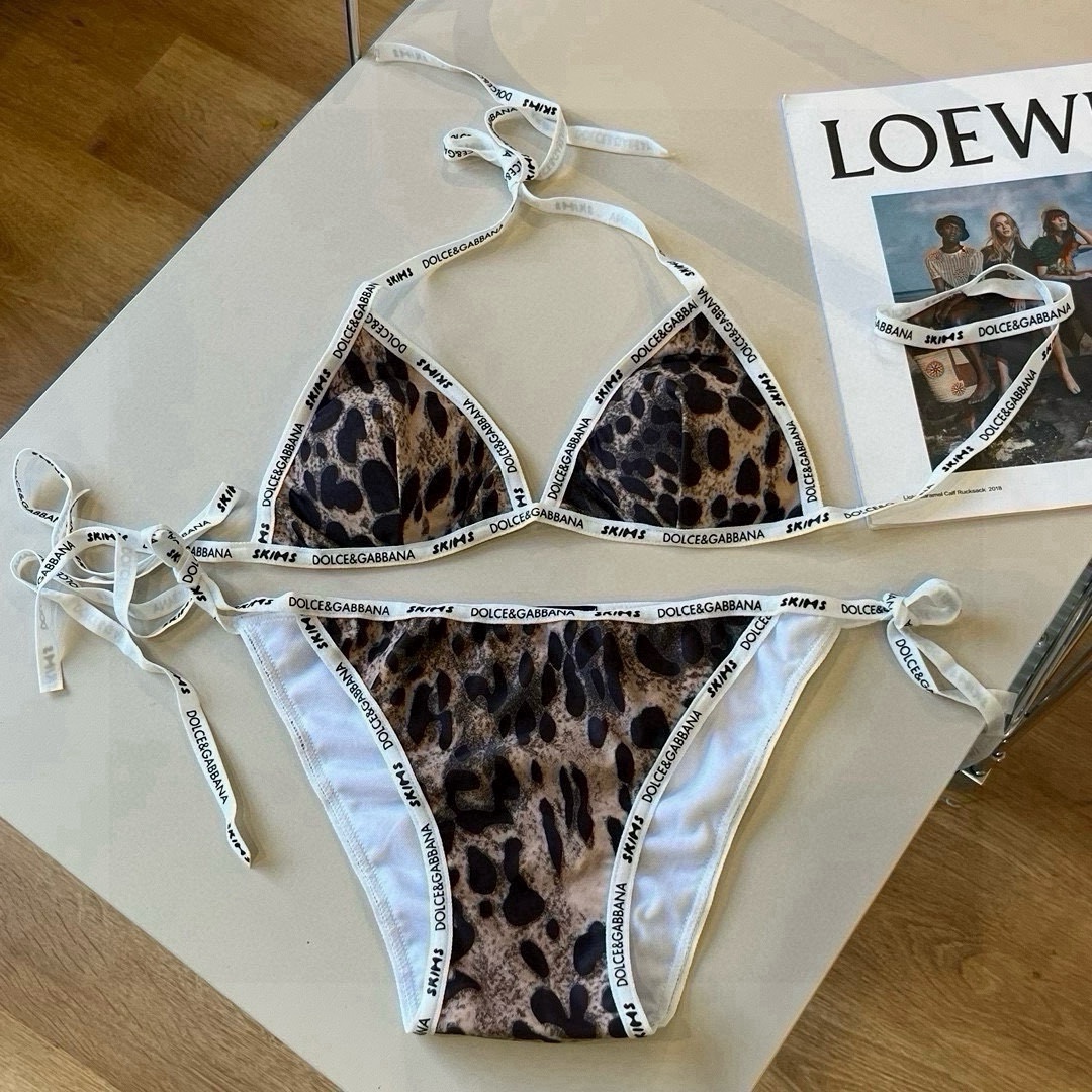 NO:373455,D&G Dolce & Gabbana new webbing bikini split swimsuit set ＳＭＬXL swimsuit swim trunk bikini, swimsuit, swimming trunk, bikinis, Dolce & Gabbana, Dolce & Gabbana, swimsuits, bikinis19860909D&G杜嘉班纳新款织带比基尼分体泳衣套装 ＳＭＬXL泳衣泳裤比基尼,泳衣，泳裤，比基尼,Dolce&Gabbana,Dolce&Gabbana,swimsuits,bikinis,accessory