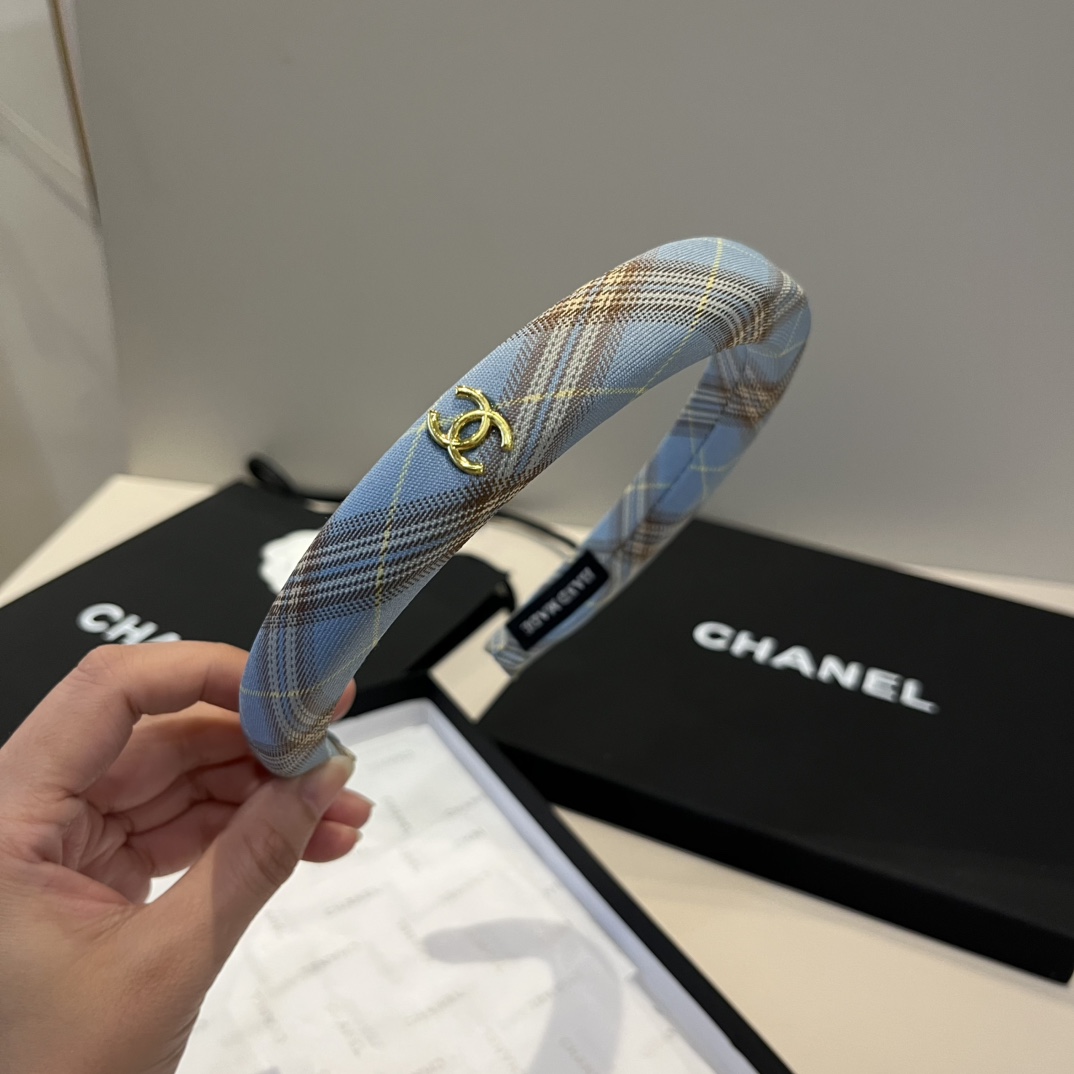¥

Chanel香奈儿发箍 经典小香头箍