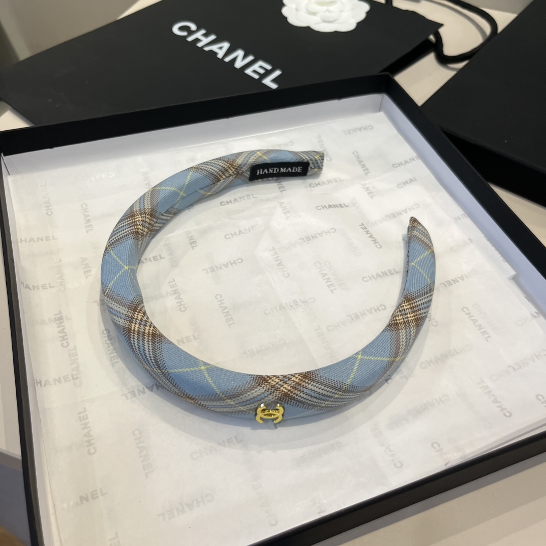 ¥

Chanel香奈儿发箍 经典小香头箍