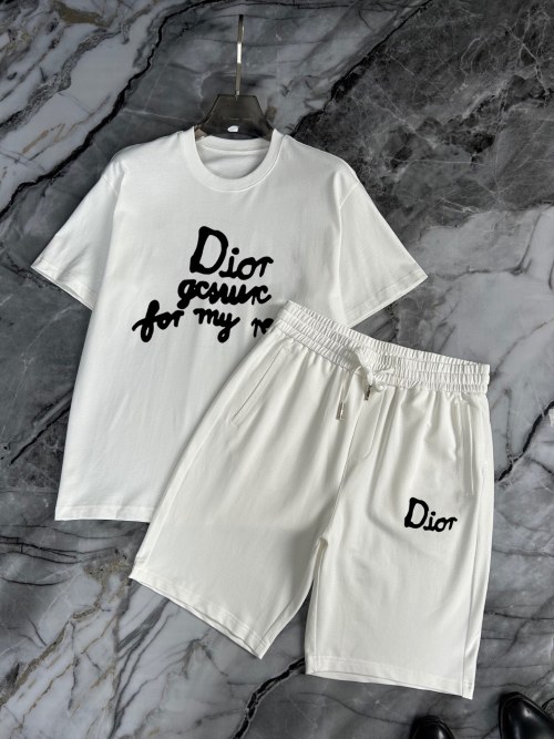 DIOR Men's 2025 Short Sleeve and Shorts Set - Comfortable and Stylish 1 DIOR Men's 2025 Short Sleeve and Shorts Set - Comfortable and Stylish