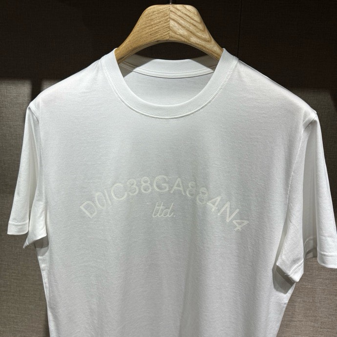 DG  短袖T恤服装 2