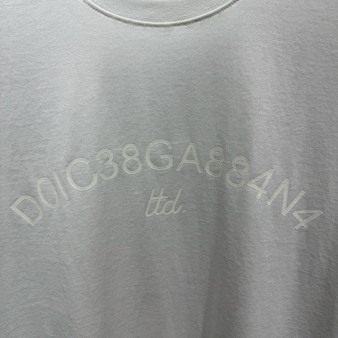 DG  短袖T恤服装 4