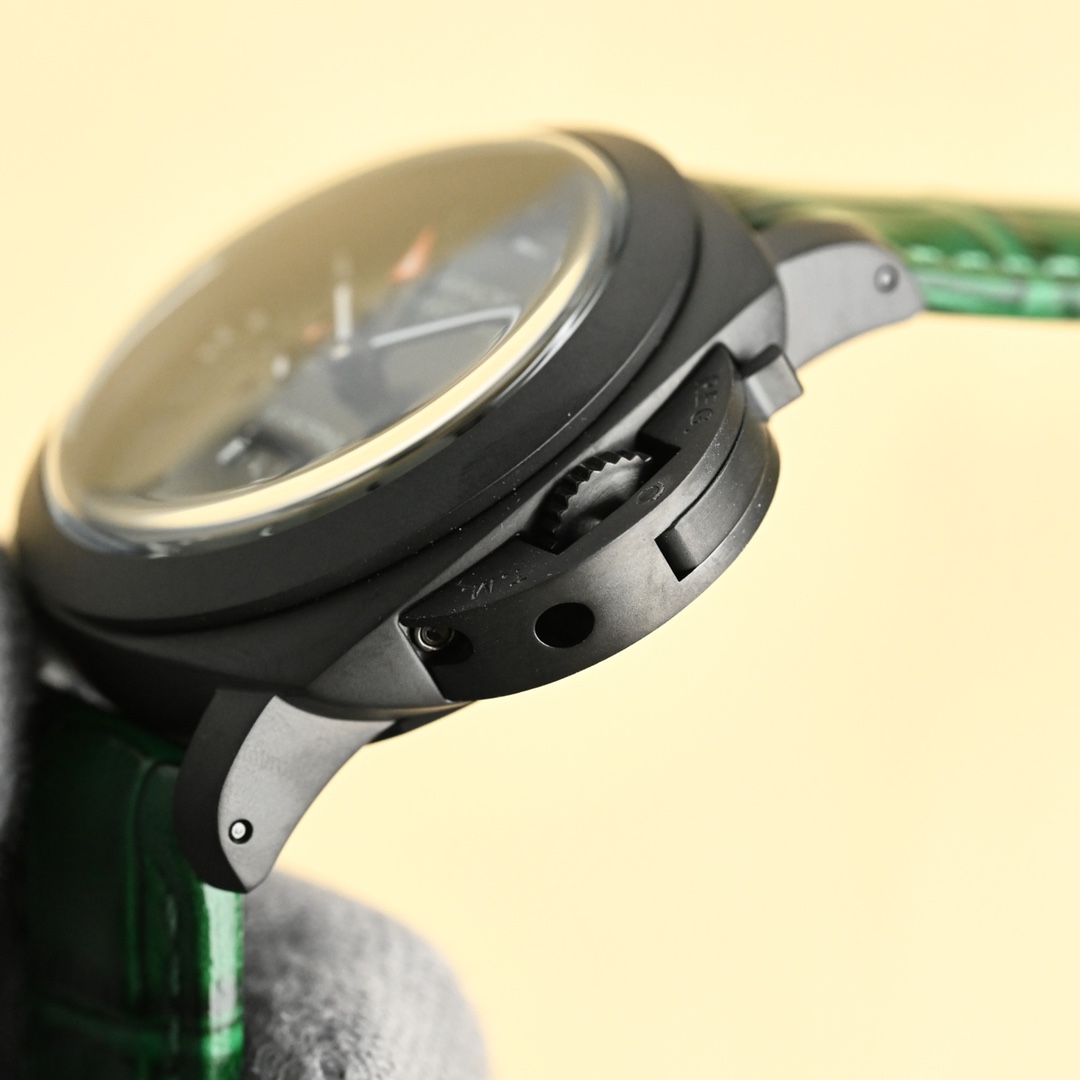 “V7 Peena Sea: Green Aesthetics with Nightlight Coating and Steel Belt” - 图片 9
