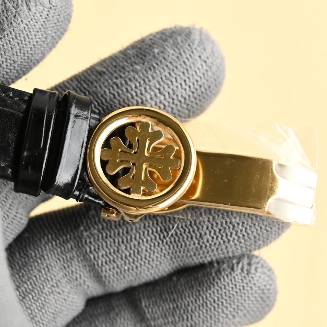 Prada Emerald PP RK1 Wristwatches: Classic Design with Complicated Functions - 图片 8