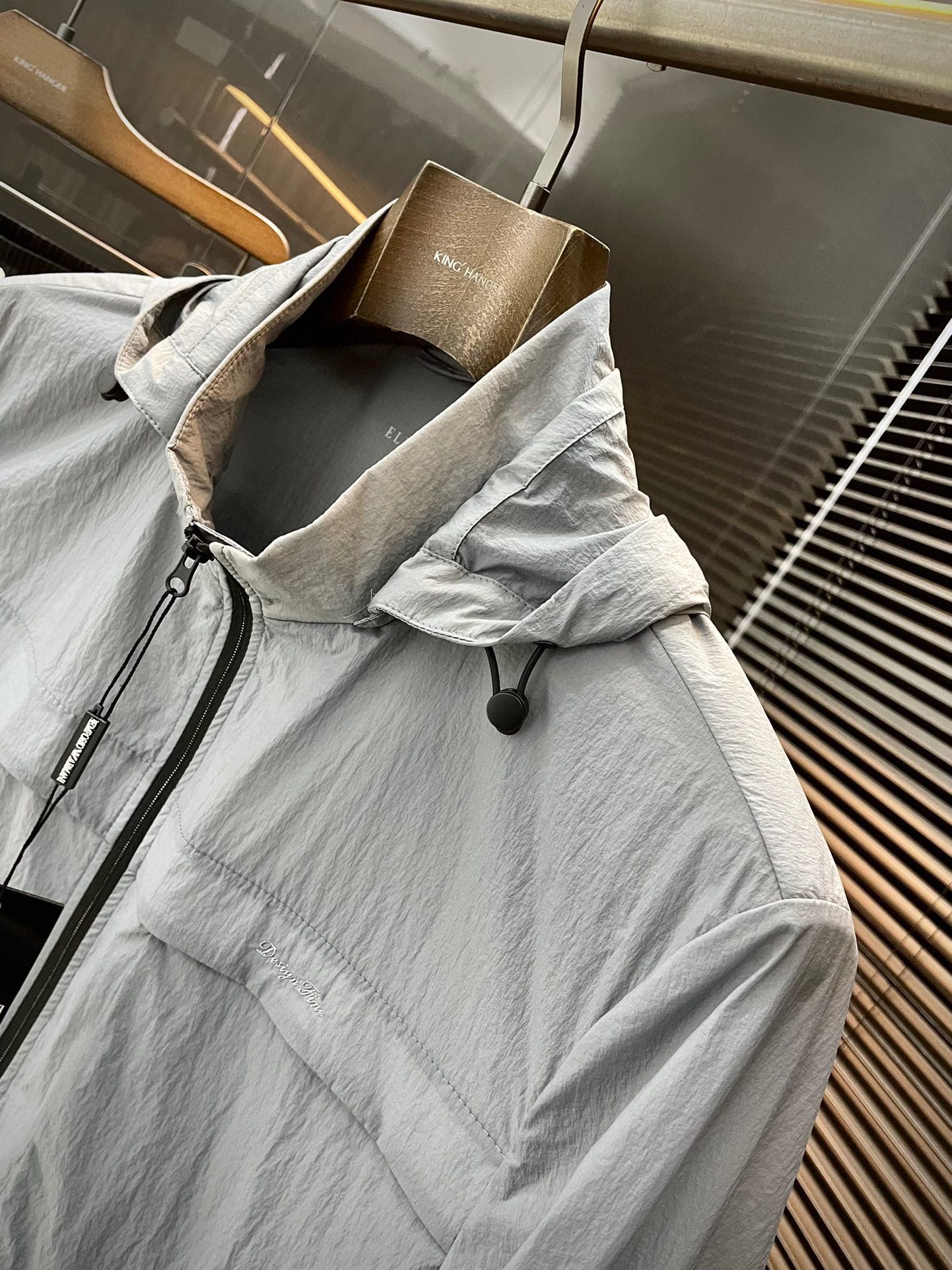 Empirio Armin-(Amani) 2025 Spring Collection: Stylish, High-Quality Jackets with Unique Design - 图片 3