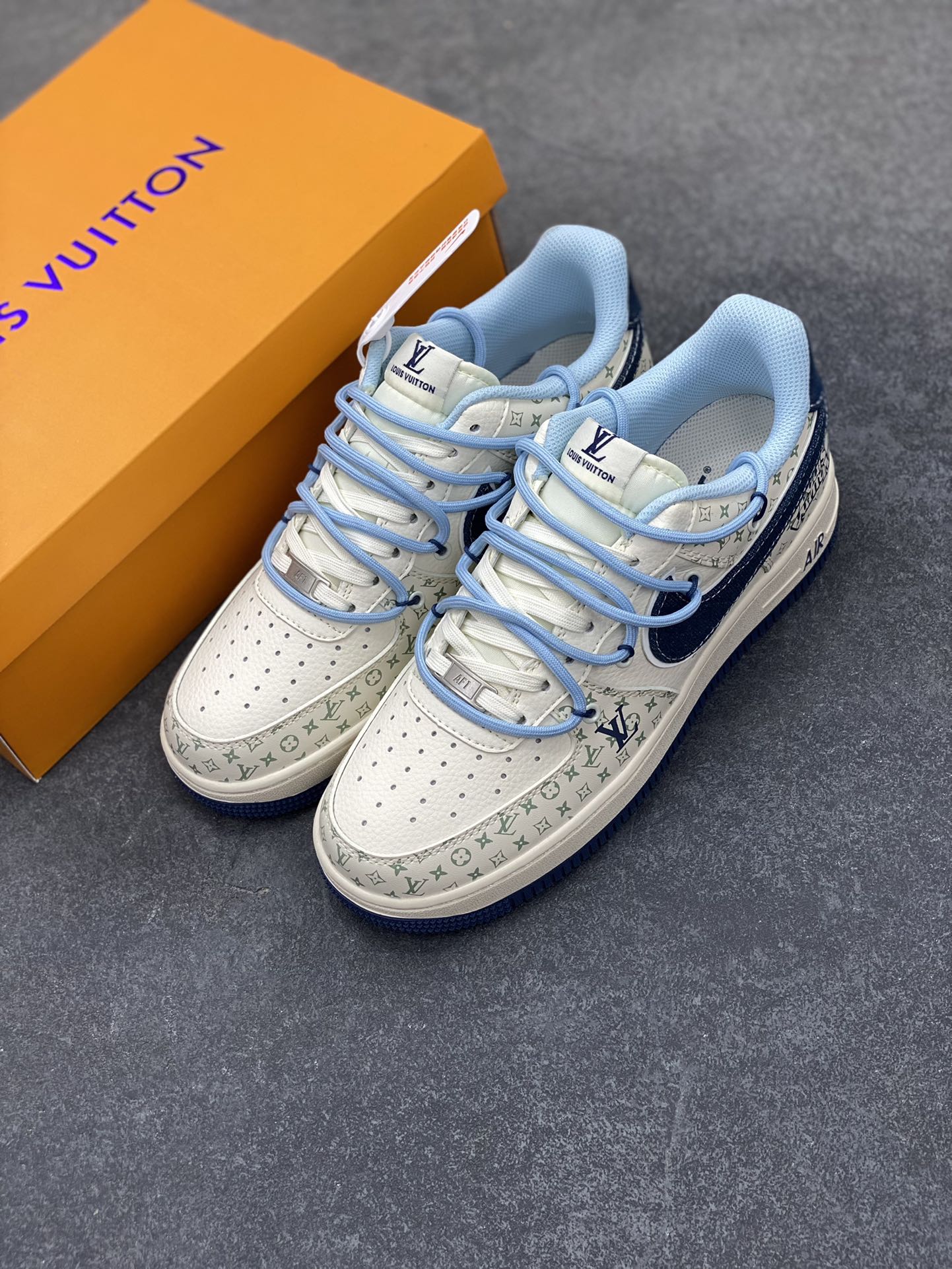 图片[8]-NIke Air Force 1 \’07 Low “LV联名——印花抽绳”空军一号 低帮 运动鞋 休闲鞋 折边针车 工艺难度大 原楦头原纸板 原装鞋盒 定制五金配件 内置全掌气垫 原厂鞋底 货号：DM6868-096 尺码：36 36.5 37.5 38 38.5 39 40 40.5 41 42 42.5 43 44 44.5 45-选品中心