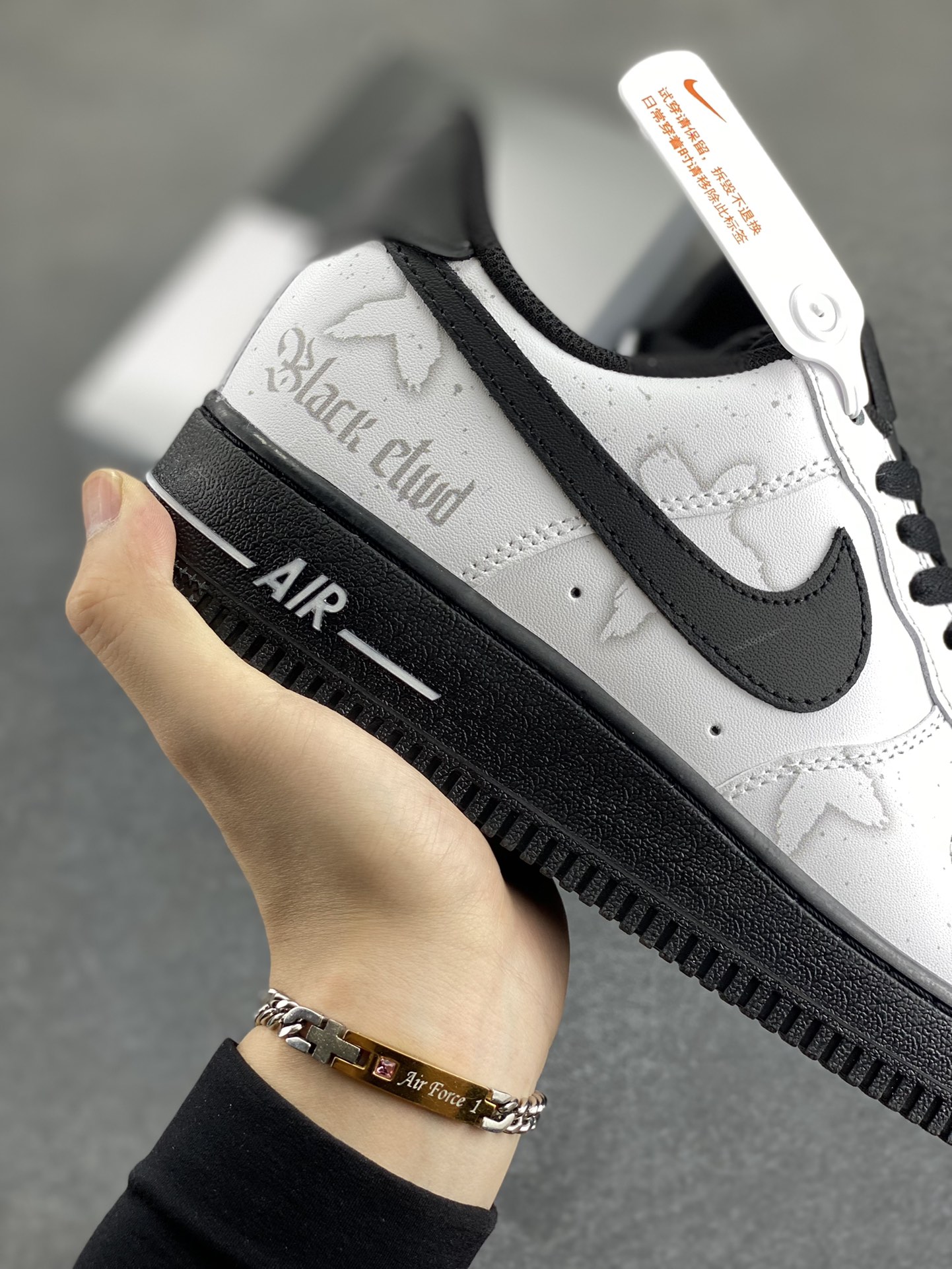 图片[6]-Nike Air Force 1 Low’07 迷雾守则 空军一号低帮休闲板鞋 定制皮料 定制鞋盒 配件齐全 原楦原纸板 纯正空军版型 内置全掌气垫 货号：ZH0316-081 尺码：36 36.5 37.5 38 38.5 39 40 40.5 41 42 42.5 43 44 44.5 45-选品中心