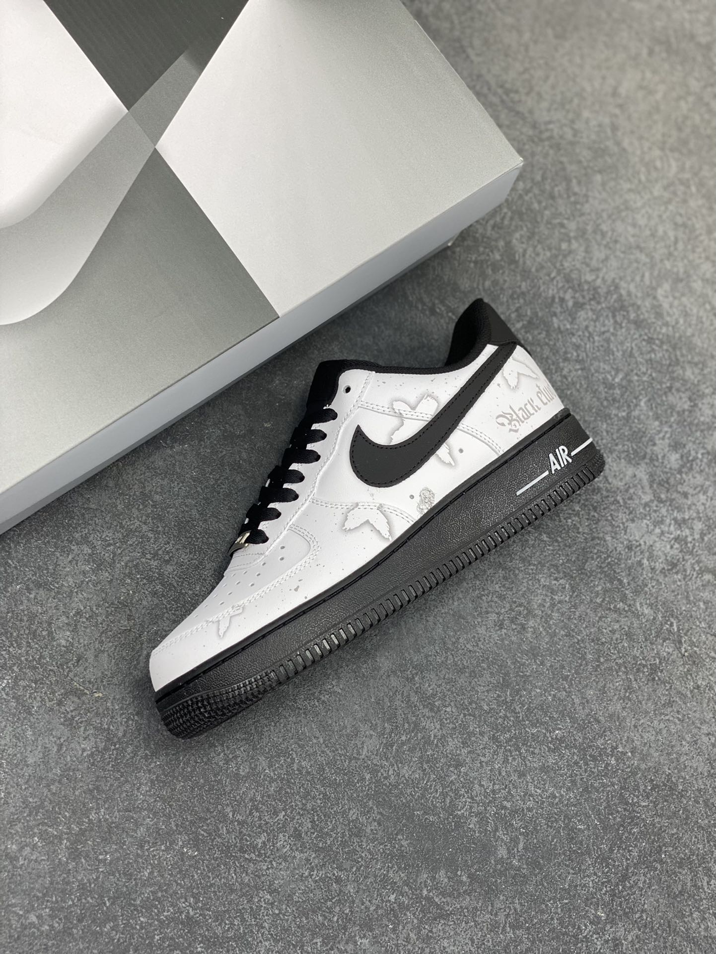 图片[7]-Nike Air Force 1 Low’07 迷雾守则 空军一号低帮休闲板鞋 定制皮料 定制鞋盒 配件齐全 原楦原纸板 纯正空军版型 内置全掌气垫 货号：ZH0316-081 尺码：36 36.5 37.5 38 38.5 39 40 40.5 41 42 42.5 43 44 44.5 45-选品中心