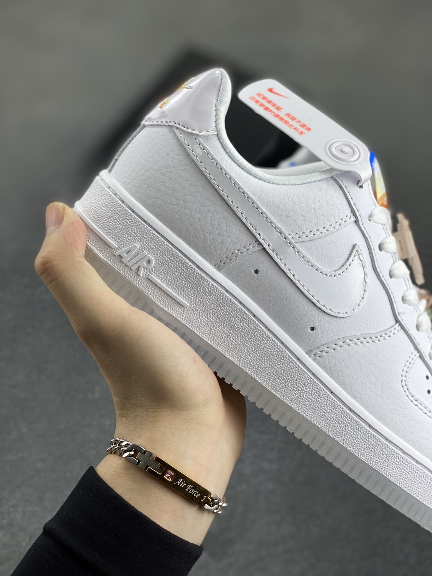 图片[6]-Air Force 1 Low 夏日白橙 原楦头原纸板 打造纯正空军版型 #专注外贸渠道 全掌内置蜂窝气垫 #原盒配件 原厂中底钢印、拉帮完美 货号：IB8875-111 尺码：36 36.5 37.5 38 38.5 39 40 40.5 41 42 42.5 43 44 44.5 45-选品中心