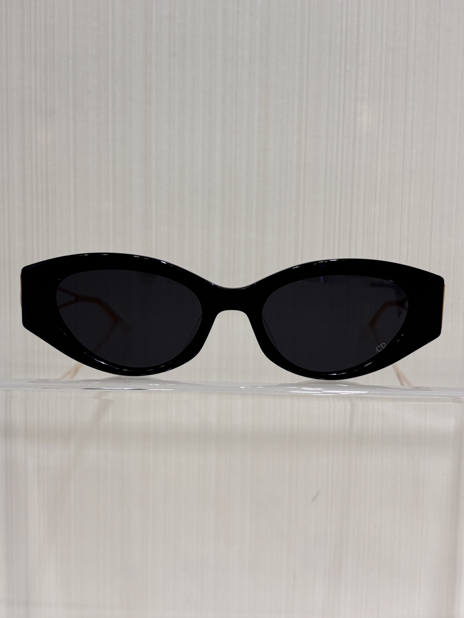 NO:635150,30Montaigne B6I Dior's new CD letter metal sunglasses, the most popular one sold abroad, full of texture on the face, zp-level quality with picture packaging, dior, Cartier high-end jewelry1986090930Montaigne B6I Dior新款CD字母金属款墨镜 国外卖的最火的一款,上脸质感十足 zp级品质配图片包装一套,,dior,卡迪亚高端饰品,Jewelry