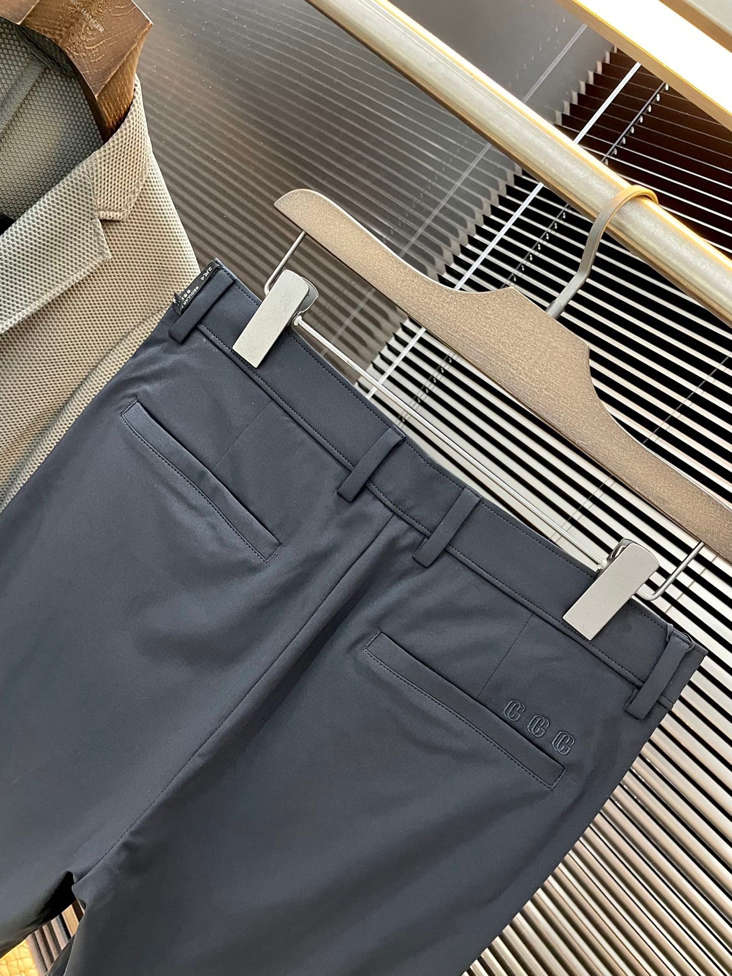 Gucci Summer 2025 Collection: High-Quality Korean Silk Fabric, Symmetrical and Cozy Designs - 图片 8