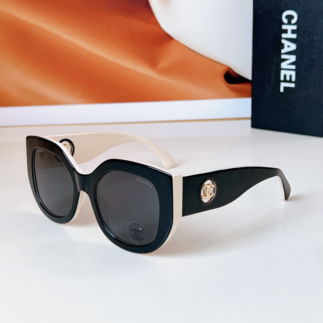  CHANEL
MOD：5550
Size：54口21 147
🔝🔝
