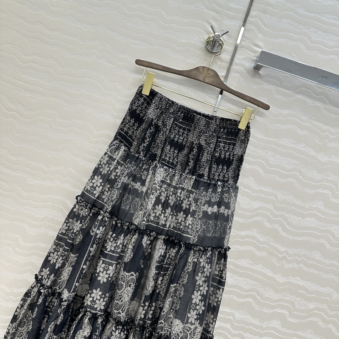 Elegant Woman’s Suit: Original Quality, Holiday Style, French Elegance, Custom-made Import - 图片 2