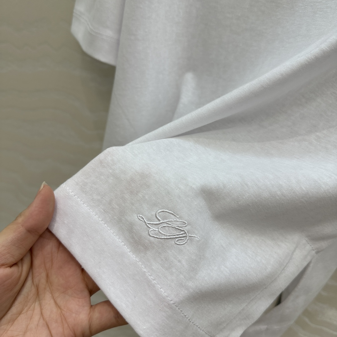 独家首发！原单品质❤️lP🆕老钱风穿搭！25春夏新品极简Polo领落肩袖T恤，必入长期主义单品。少年感气