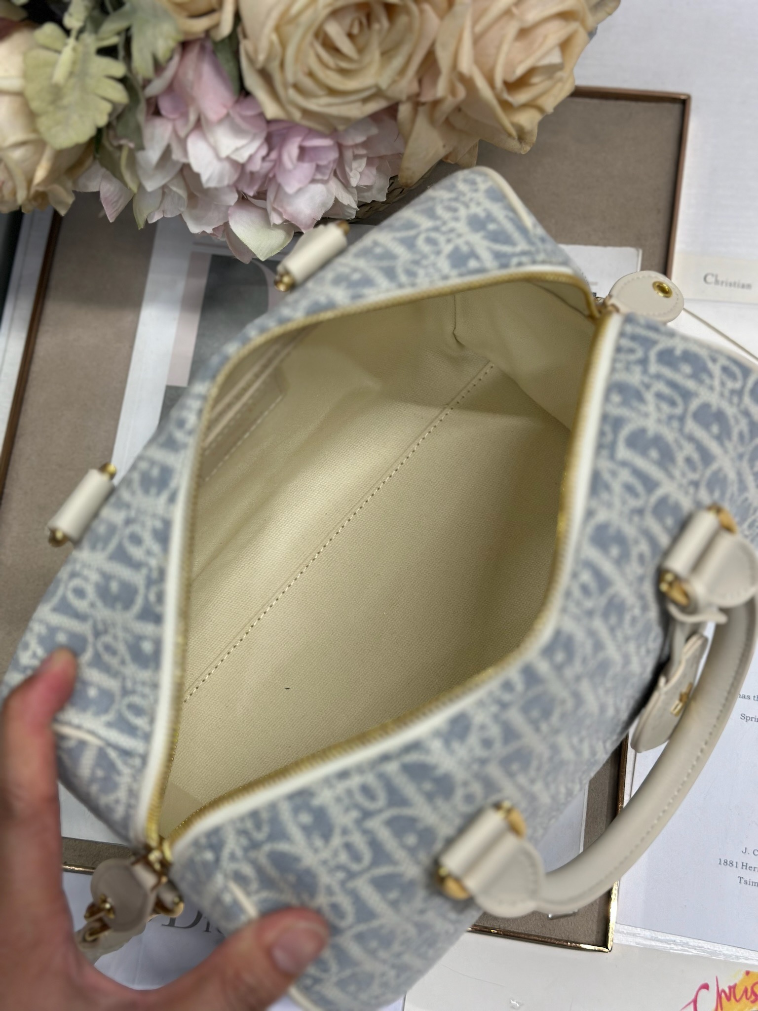 Dior Groove 25 Handbag: Gray Dior Oblique Canvas, Adjustable Strap 8 i1747977682 2966 7