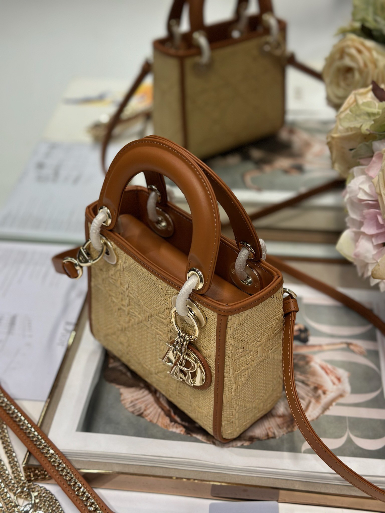 Lady Dior Mini Bag: Raffia Cannage, Leather Trim, Iconic Charm - Stylish & Elegant 4 i1747981427 9327 2
