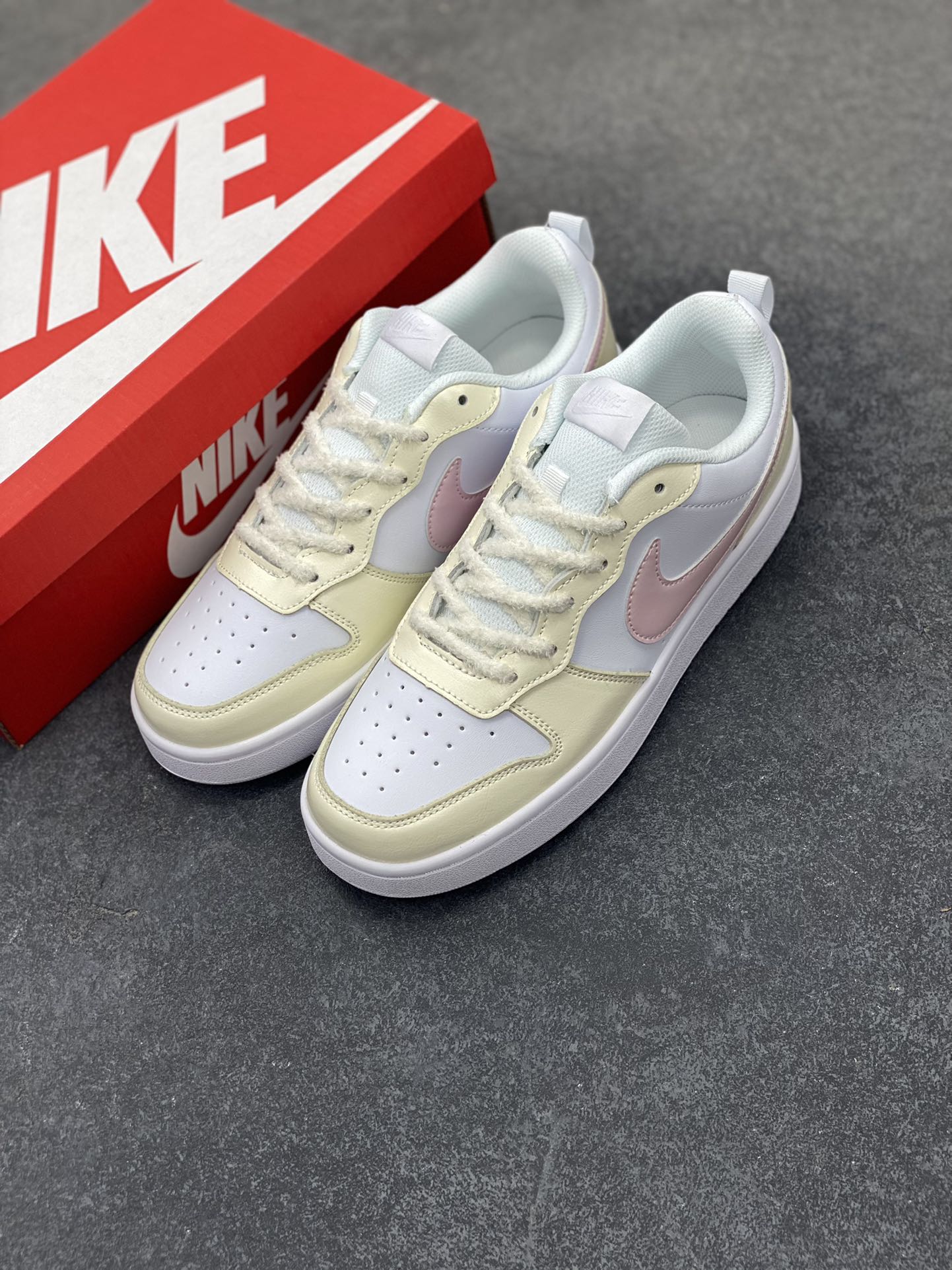 图片[8]-福利特价 Nike Court Borough Low 低帮百搭透气休闲运动板鞋男女鞋 经典耐用的设计，兼顾舒适脚感和出众风范，演绎匠心之作。结构性的支撑贴合感结合复古篮球设计，塑就场外全明星风范。 货号：BQ5448-100 尺码：36 36.5 37.5 38 38.5 39 40 40.5 41 42 42.5 43 44 45-选品中心