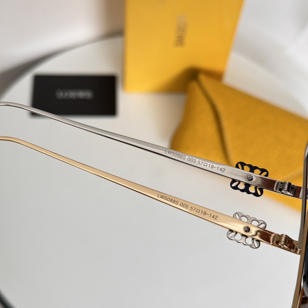  ‼️LOEWE🌟🌟🌟MODEL：LW5088S🌟🌟🌟SIZE：57口19-142🌟🌟🌟