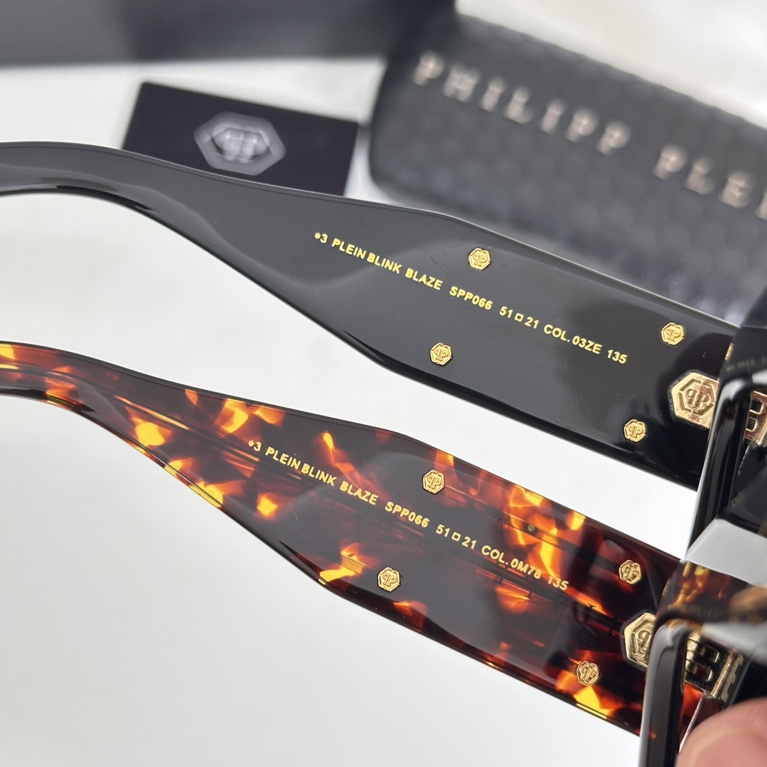  ‼️PHILIPP PLEIN
MOD：SP
Size：51口21-135