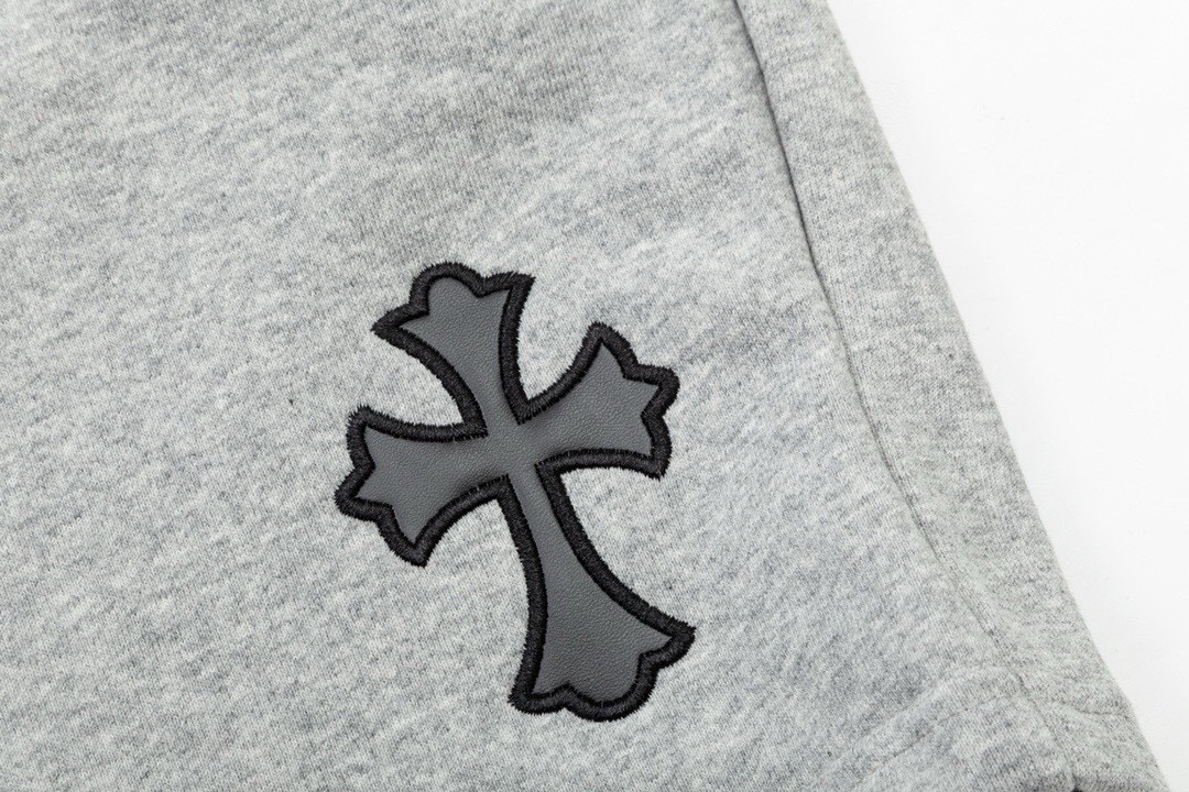 克罗心/Chrome Hearts 夏季新款 刺绣字母皮标十字架短裤