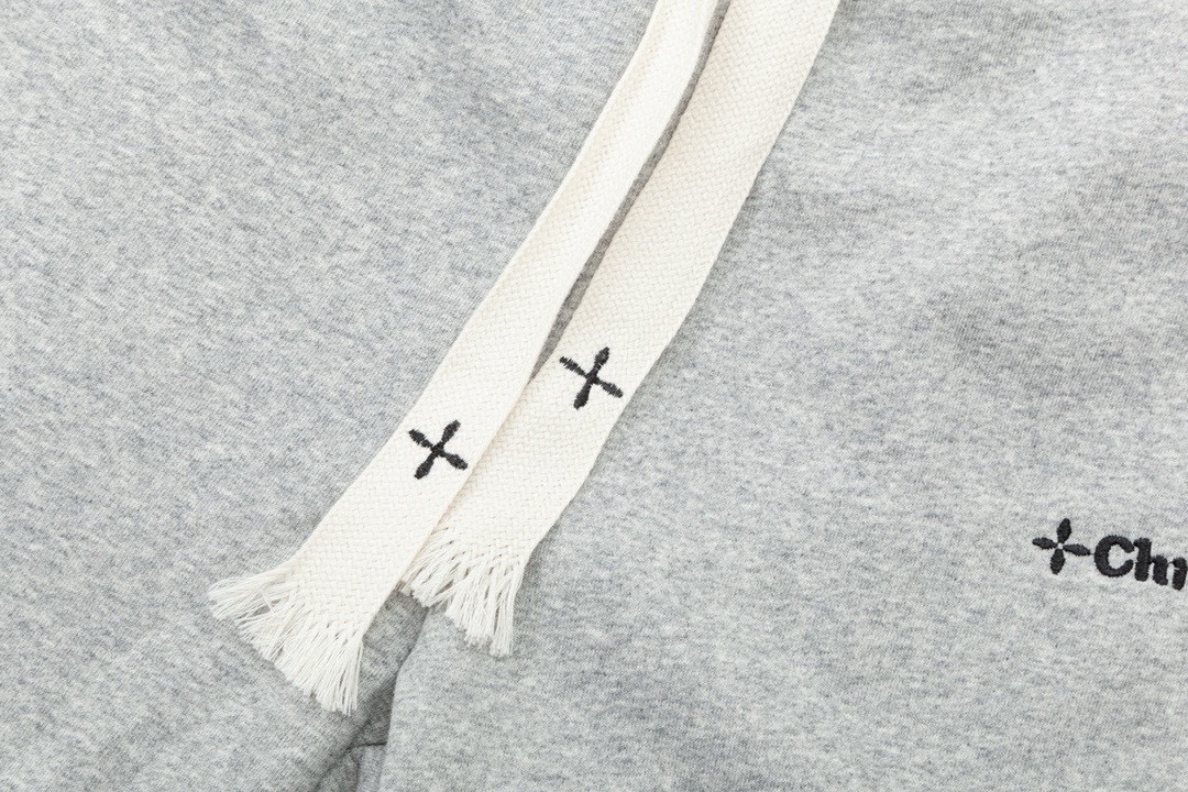 克罗心/Chrome Hearts 夏季新款 刺绣字母皮标十字架短裤