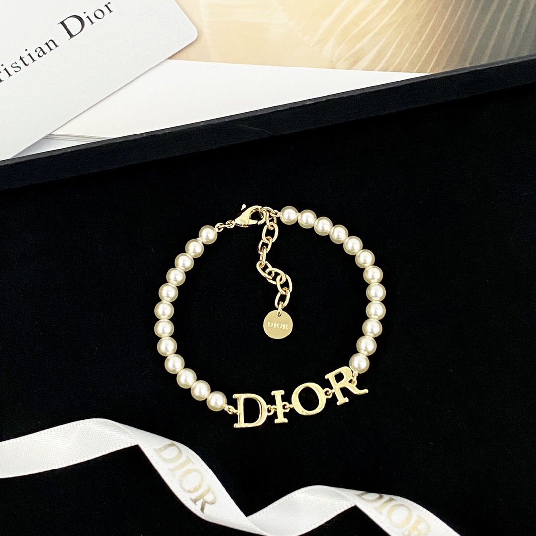 Dior DIOR手链 款火爆上新