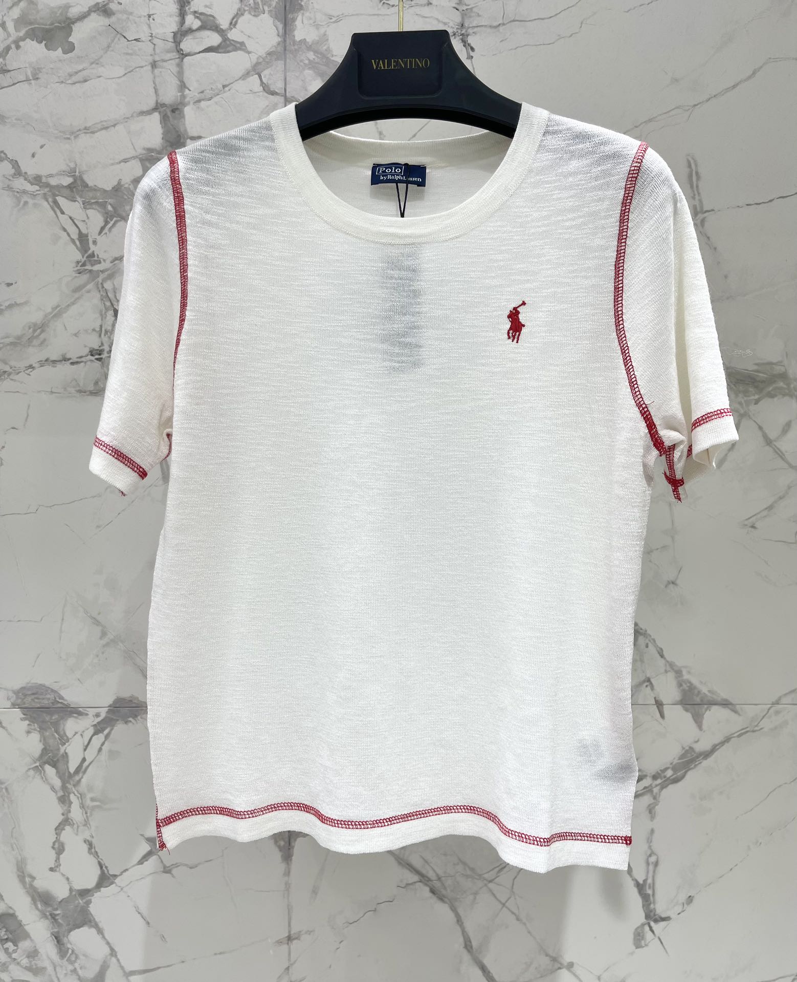 Polo 刺绣撞色小马扎线短袖

精致的小马刺绣给萌化了！🐎💖 刺绣细节超级到位，小马的表情都栩栩如生，
