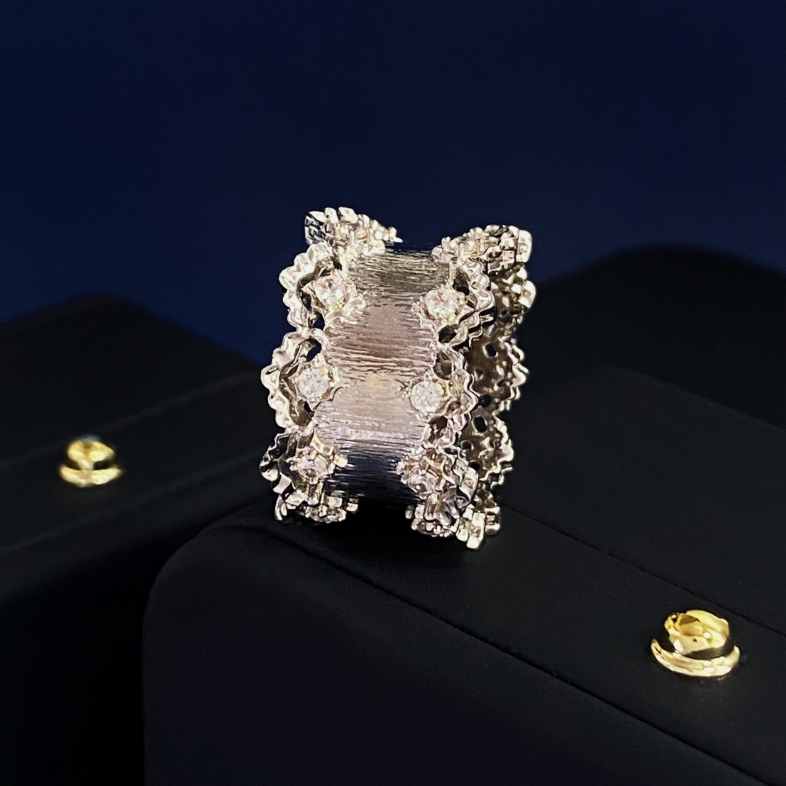 BC80 p180 It’s a romantic Butcherati, and it’s retrospect, and it’s an old lasagna ring - 图片 2