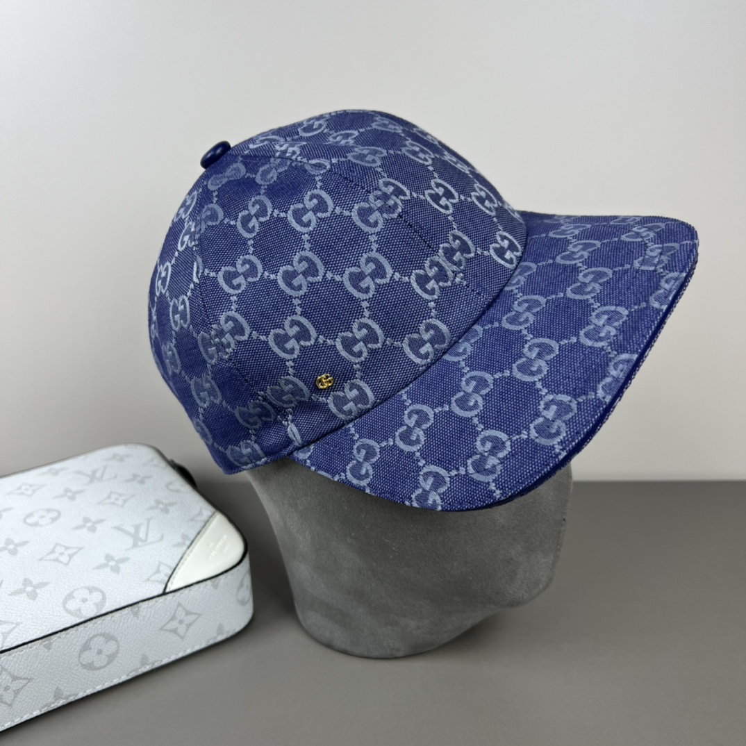 NO:344104,Gucci classic original single baseball cap, steel buckle, 1:1 mold customization, original canvas + top layer cowhide, full of heroic spirit and excellent quality!  Pure cotton inner lining, base head circumference 56, patch adjustable. Hat straw hat fisherman hat baseball hat, hat, gucci, espadrilles, cowhide, hatsGucci(古奇)经典款原单棒球帽, 钢扣款,1:1开模订制,原版帆布料+头层牛皮,英气十足,质量超赞！纯棉内里,基础头围56,贴片可调节.帽子草帽渔夫帽棒球帽,帽子,gucci,espadrilles,cowhide,hats,hat