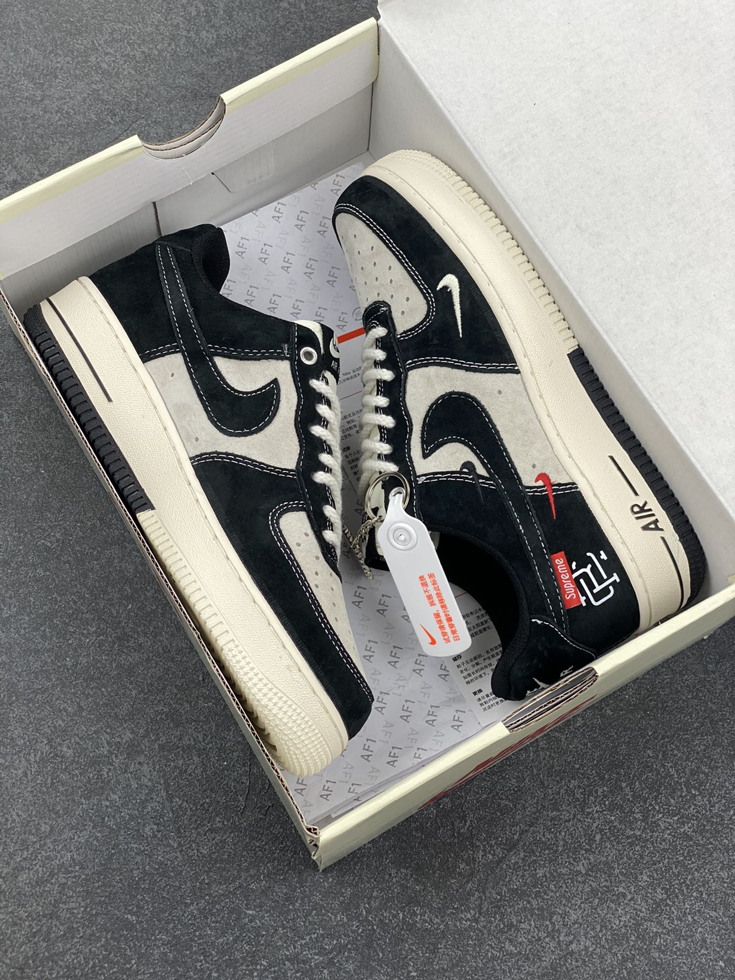 图片[9]-Nike Air Force 1 Low 空军一号低帮百搭休闲运动板鞋。柔软、弹性十足的缓震性能和出色的中底设计，横跨复古与现代的外型结合，造就出风靡全球三十多年的Force 1，直到今天还深受青睐。 货号：SJ6698-019 尺码：36 36.5 37.5 38 38.5 39 40 40.5 41 42 42.5 43 44 44.5 45-选品中心