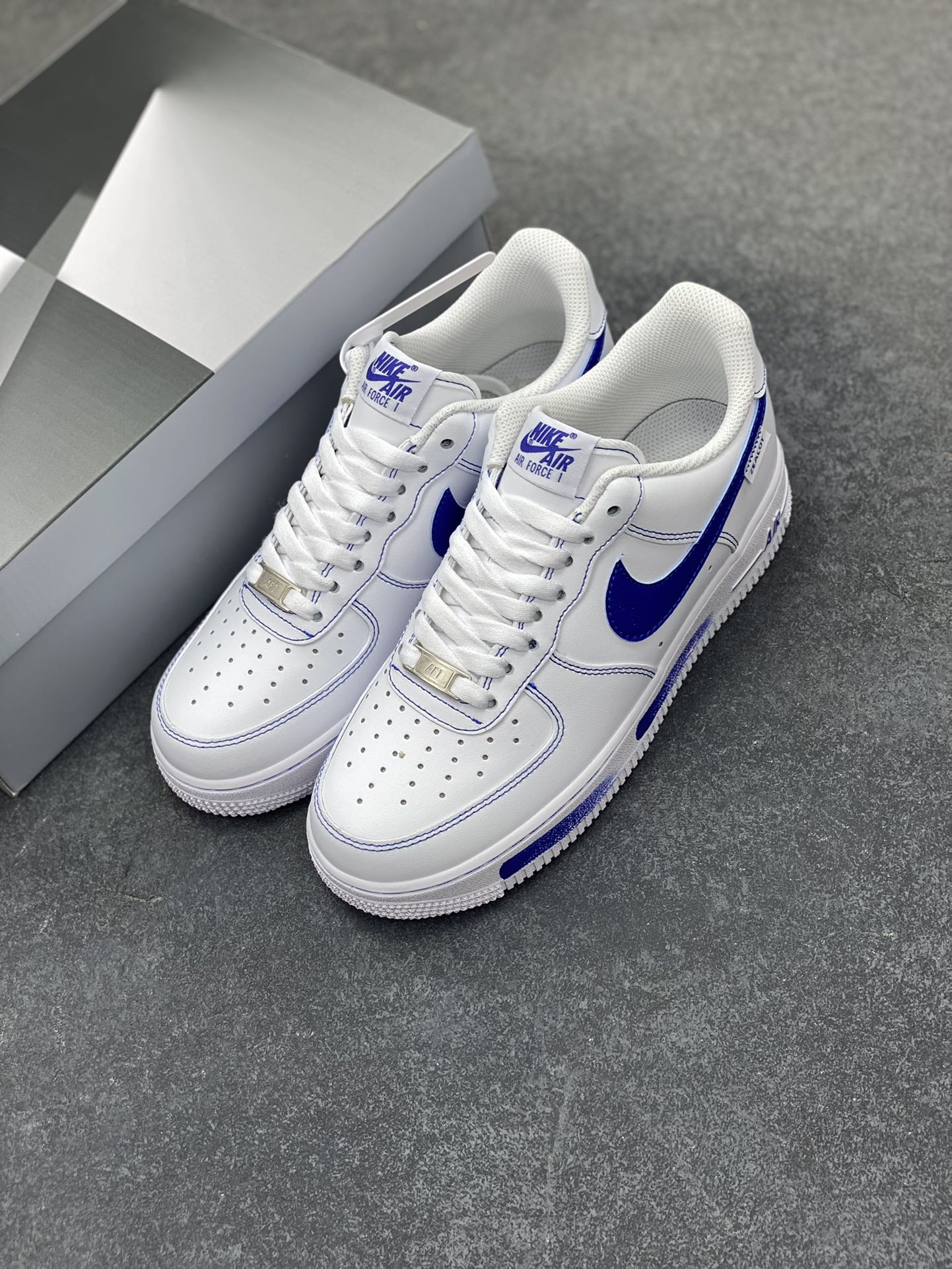 图片[8]-Nike Air Force 1 Low’07 蓝色海洋 空军一号低帮休闲板鞋 定制皮料 定制鞋盒 配件齐全 原楦原纸板 纯正空军版型 内置全掌气垫 货号：ZH0316-083 尺码：36 36.5 37.5 38 38.5 39 40 40.5 41 42 42.5 43 44 44.5 45-选品中心