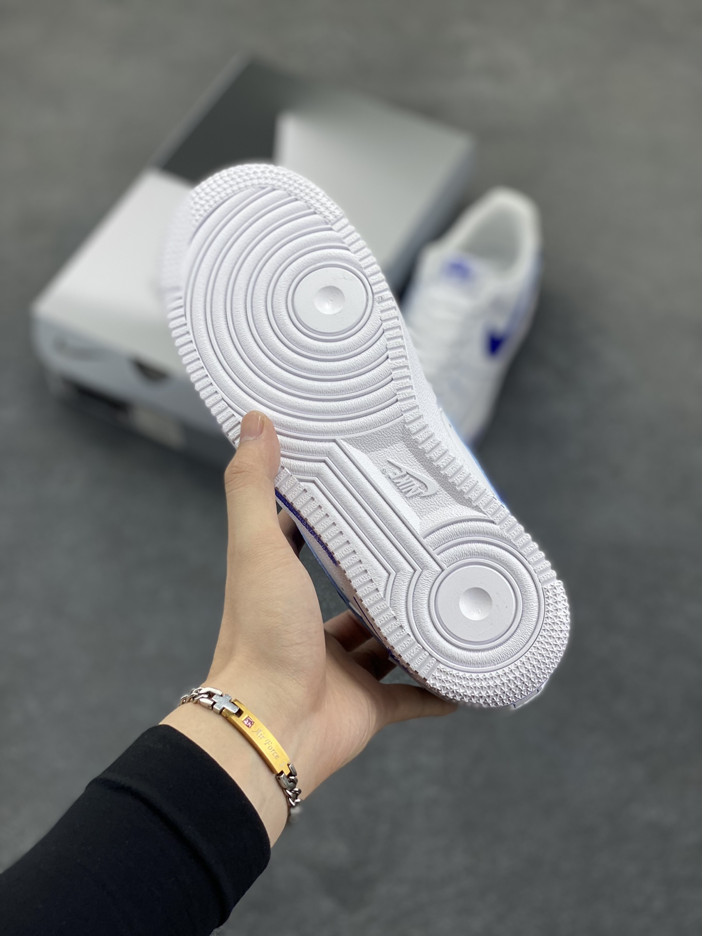 图片[5]-Nike Air Force 1 Low’07 蓝色海洋 空军一号低帮休闲板鞋 定制皮料 定制鞋盒 配件齐全 原楦原纸板 纯正空军版型 内置全掌气垫 货号：ZH0316-083 尺码：36 36.5 37.5 38 38.5 39 40 40.5 41 42 42.5 43 44 44.5 45-选品中心