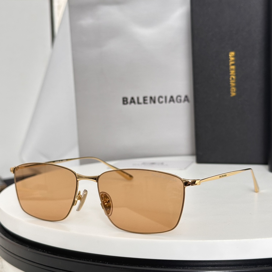  ‼️BALENCIAG*巴黎*世家⚜️⚜️⚜️MODEL：BB0415O⚜️⚜️⚜️SIZE：60口1