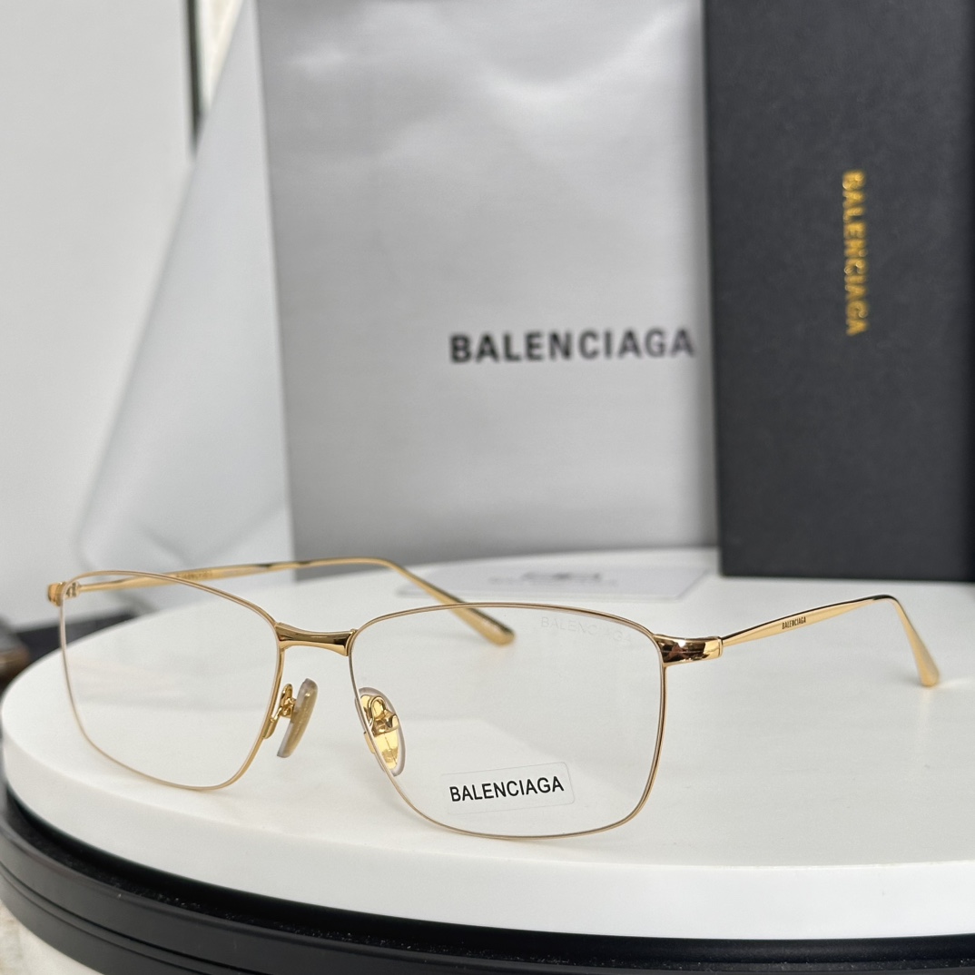  ‼️BALENCIAG*巴黎*世家⚜️⚜️⚜️MODEL：BB0415O⚜️⚜️⚜️SIZE：60口1