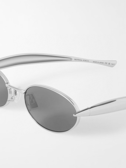 Bottega Veneta BV1386S Silver Oval Sunglasses with Sardine-Shaped Temple 1 Bottega Veneta BV1386S Silver Oval Sunglasses with Sardine-Shaped Temple