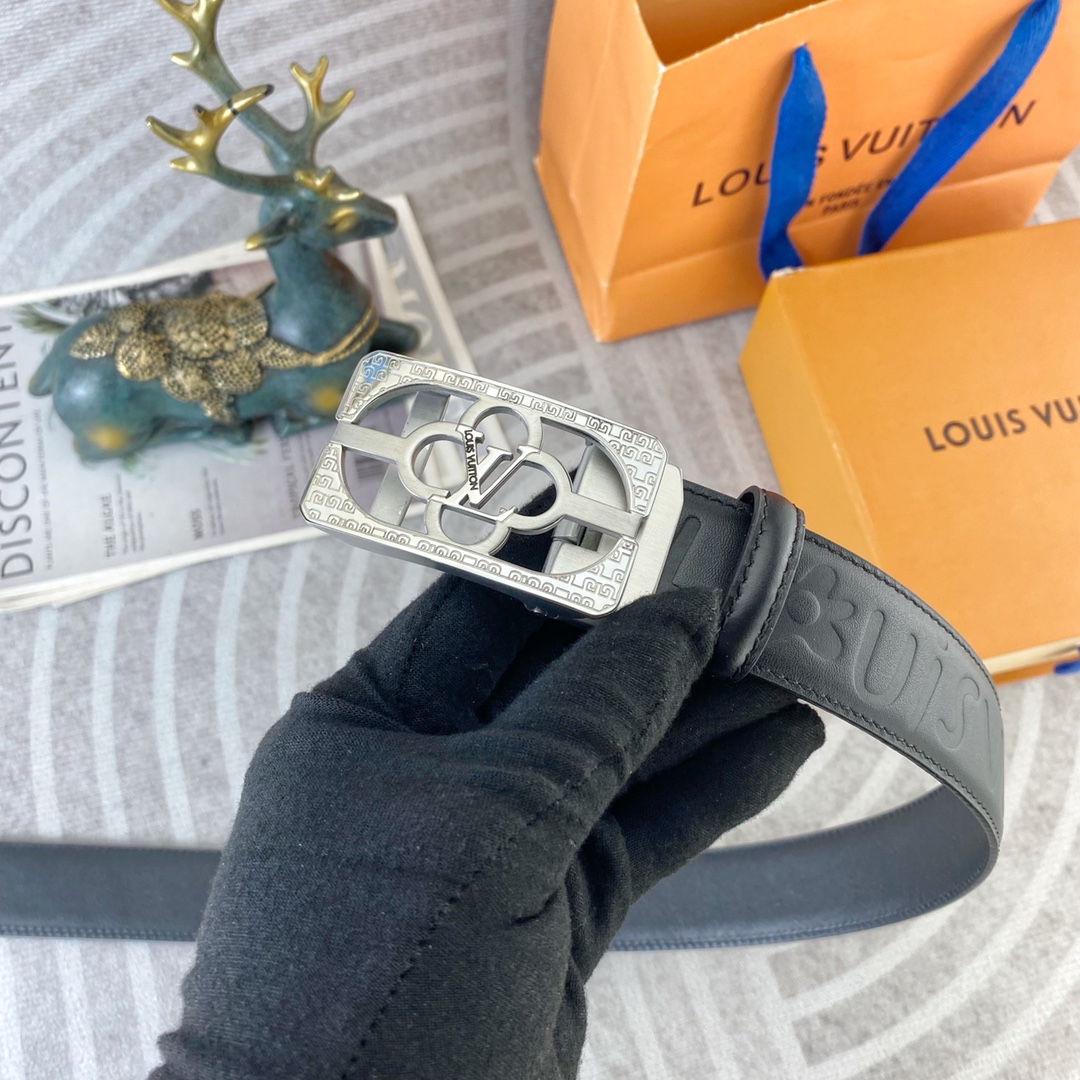 LV💕 特种皮腰带自动带系列 ，原厂五金精品不锈钢扣，手感柔软舒适 宽3.5CM。