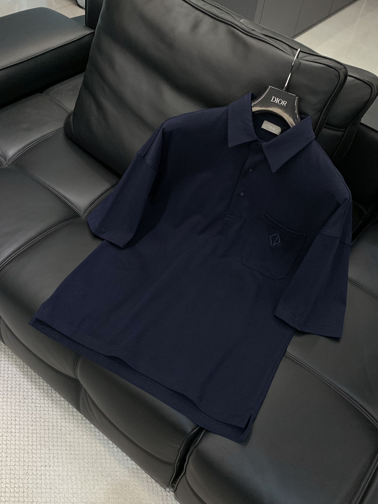 ，Dior 迪奥， 2025夏季新品，专柜同步有售，简约时尚休闲翻领短袖T恤，原版进口面料，舒适透气，顶