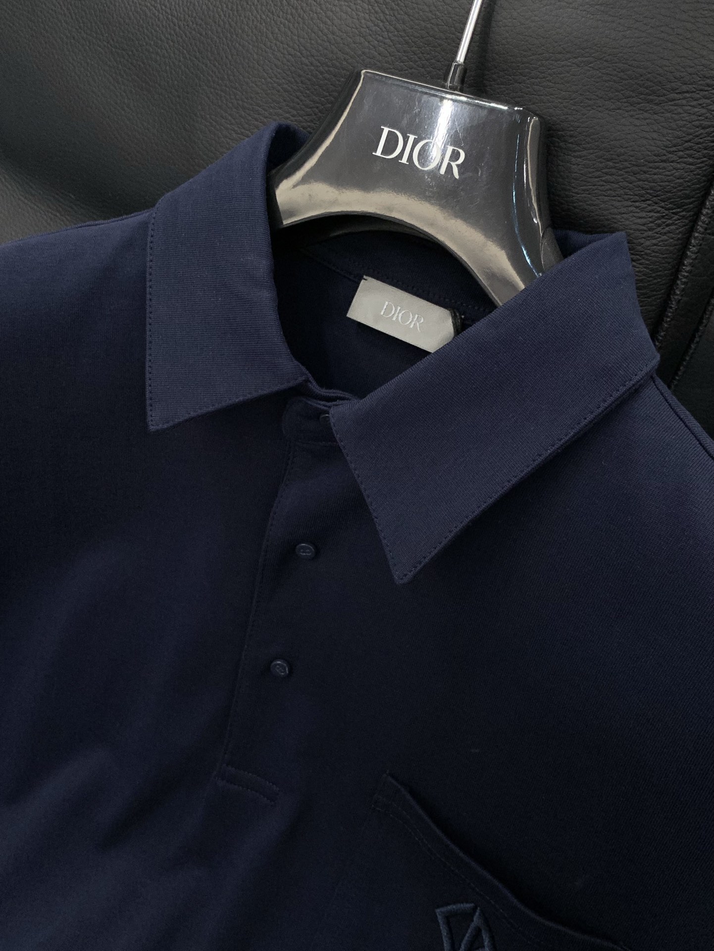 ，Dior 迪奥， 2025夏季新品，专柜同步有售，简约时尚休闲翻领短袖T恤，原版进口面料，舒适透气，顶