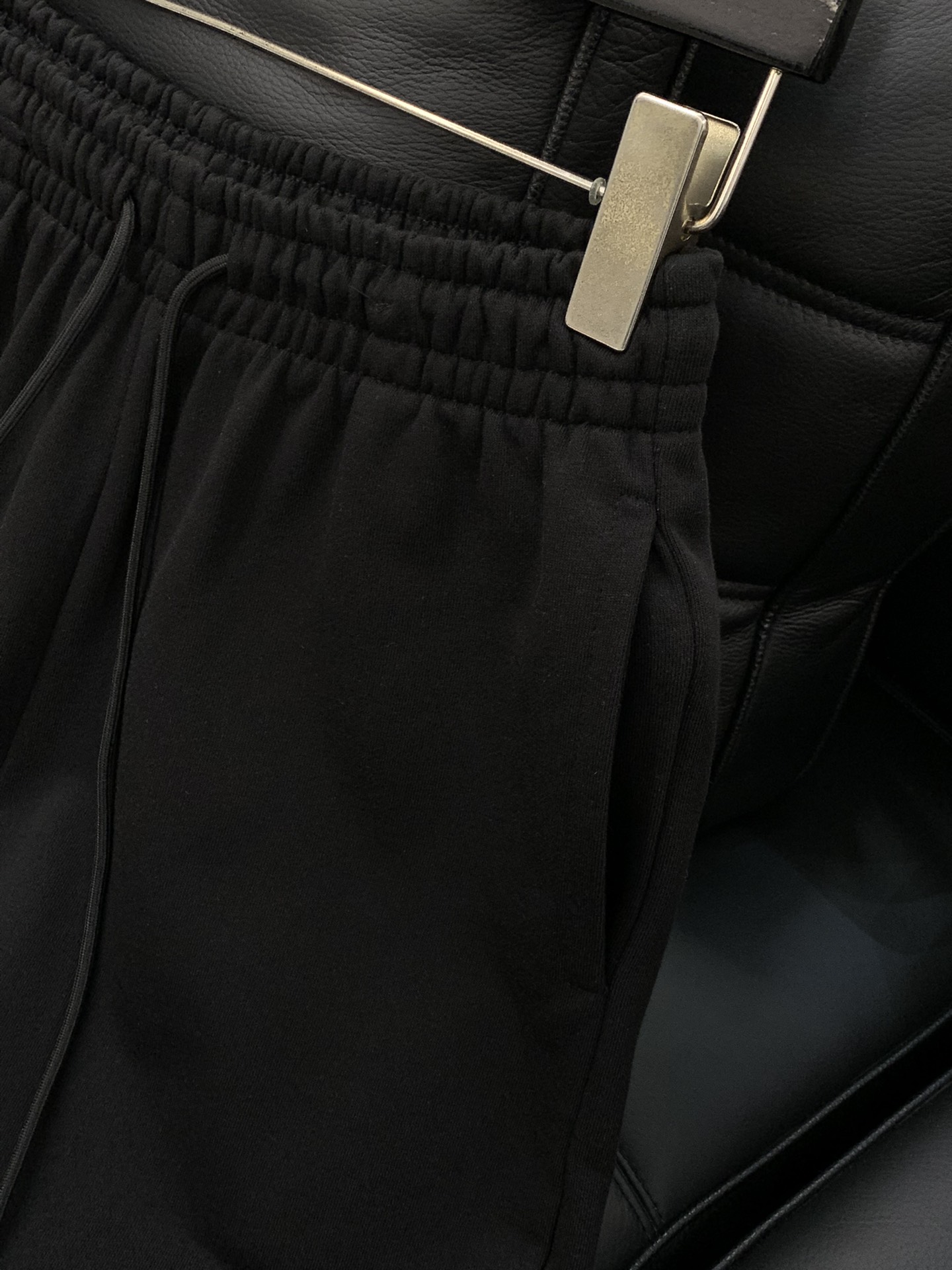 ，ARCTERYX 始祖鸟，2025夏季新品，时尚休闲短裤，专柜同步有售，原单狠货，采用进口原版面料，顶