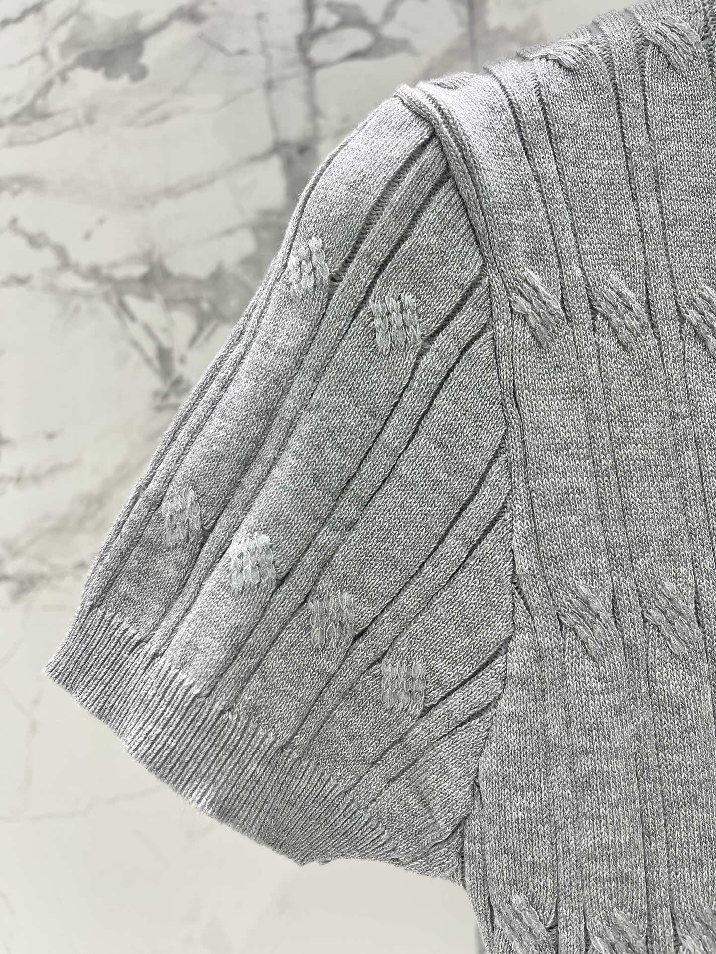 Polo Embroidered Knit Dress: Fresh, Age-Reducing Style with 3D Braids 8 i1748248325 6917 2