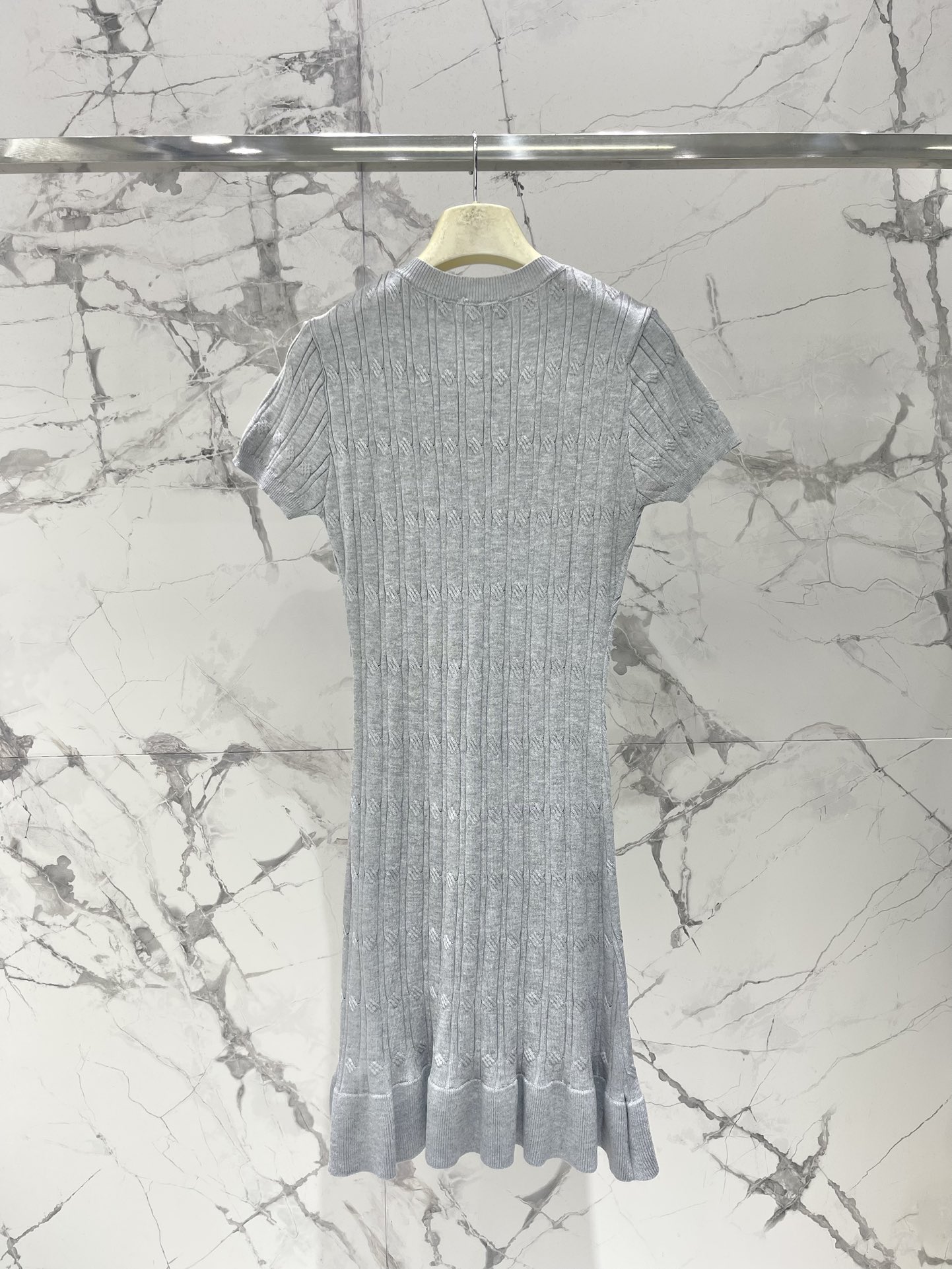 Polo Embroidered Knit Dress: Fresh, Age-Reducing Style with 3D Braids 10 i1748248325 7008 0