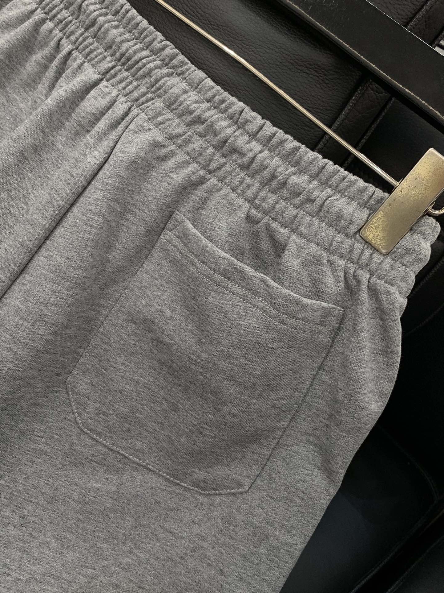 ，ARCTERYX 始祖鸟，2025夏季新品，时尚休闲短裤，专柜同步有售，原单狠货，采用进口原版面料，顶