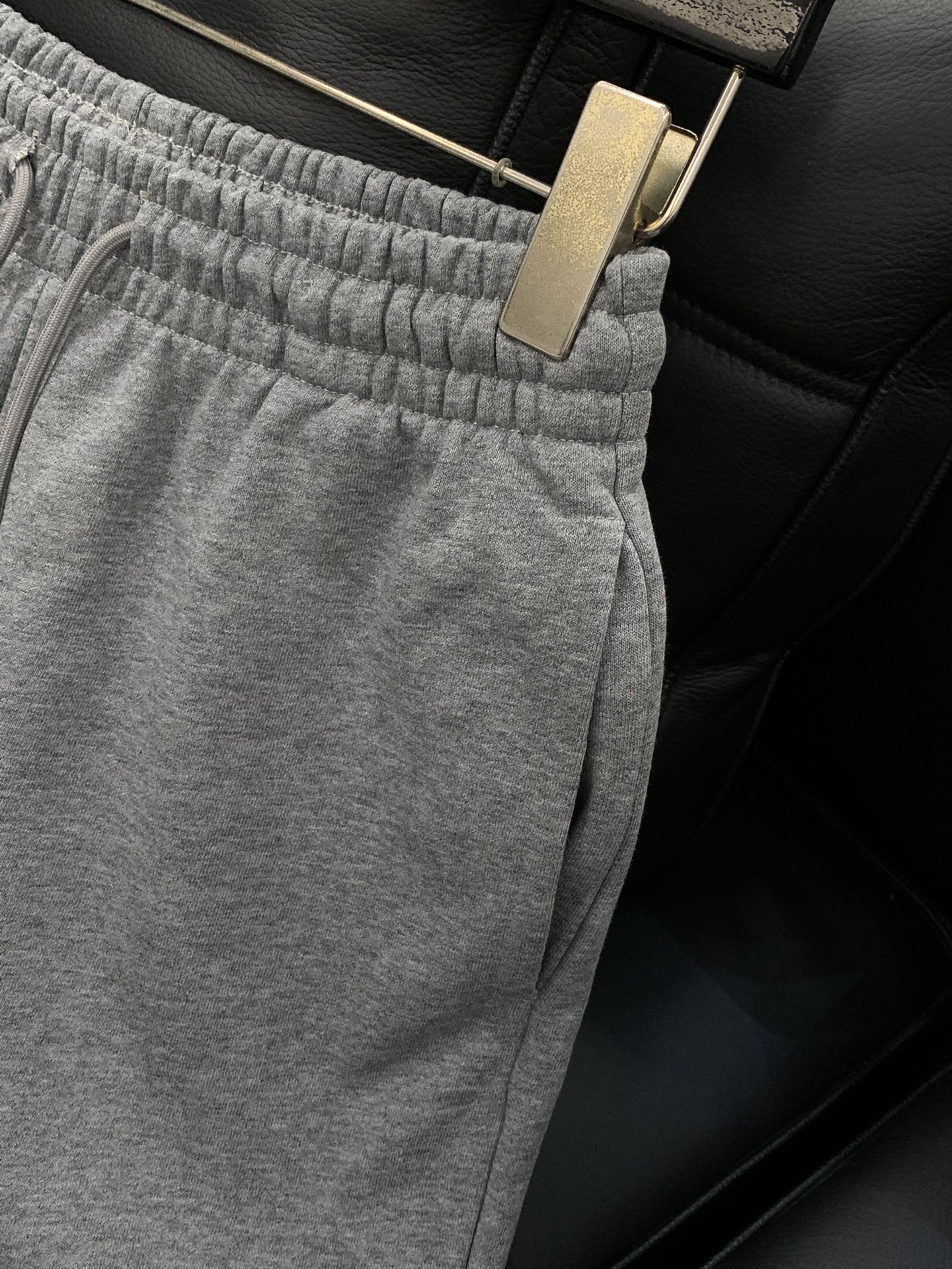 ，ARCTERYX 始祖鸟，2025夏季新品，时尚休闲短裤，专柜同步有售，原单狠货，采用进口原版面料，顶
