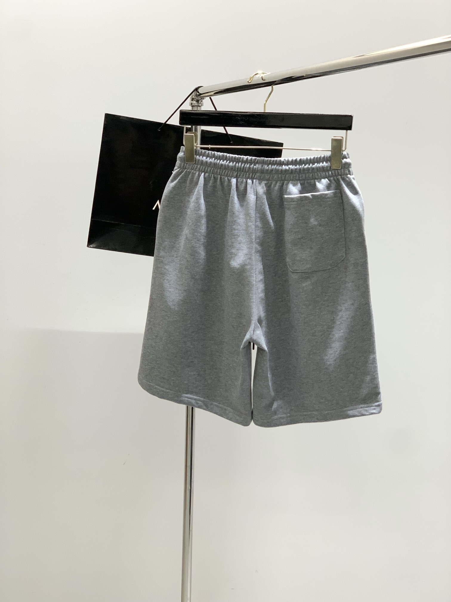 ，ARCTERYX 始祖鸟，2025夏季新品，时尚休闲短裤，专柜同步有售，原单狠货，采用进口原版面料，顶