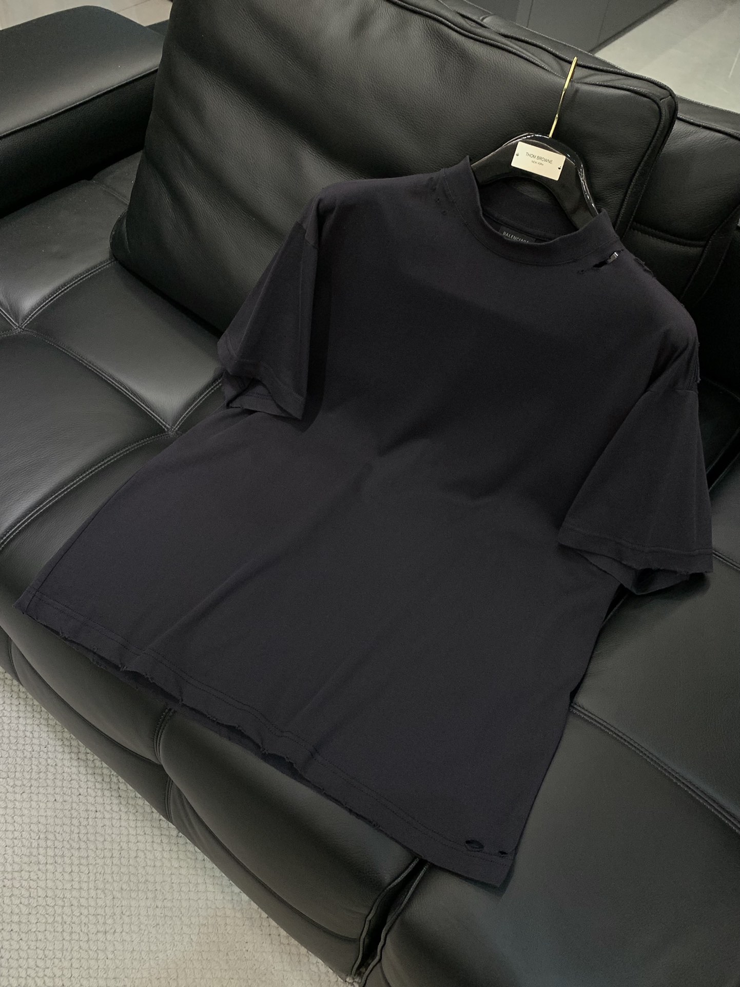 ，Balenciaga 巴黎世家，2025夏季最新款，专柜同步有售，原单狠货，爆款时尚休闲圆领短袖T恤，