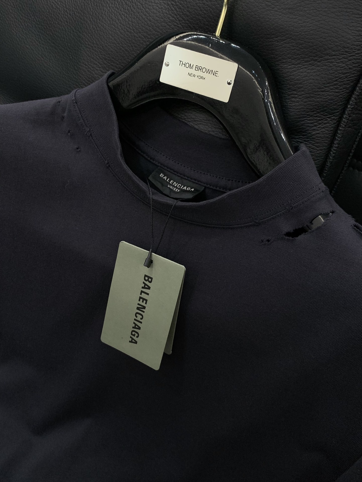 ，Balenciaga 巴黎世家，2025夏季最新款，专柜同步有售，原单狠货，爆款时尚休闲圆领短袖T恤，