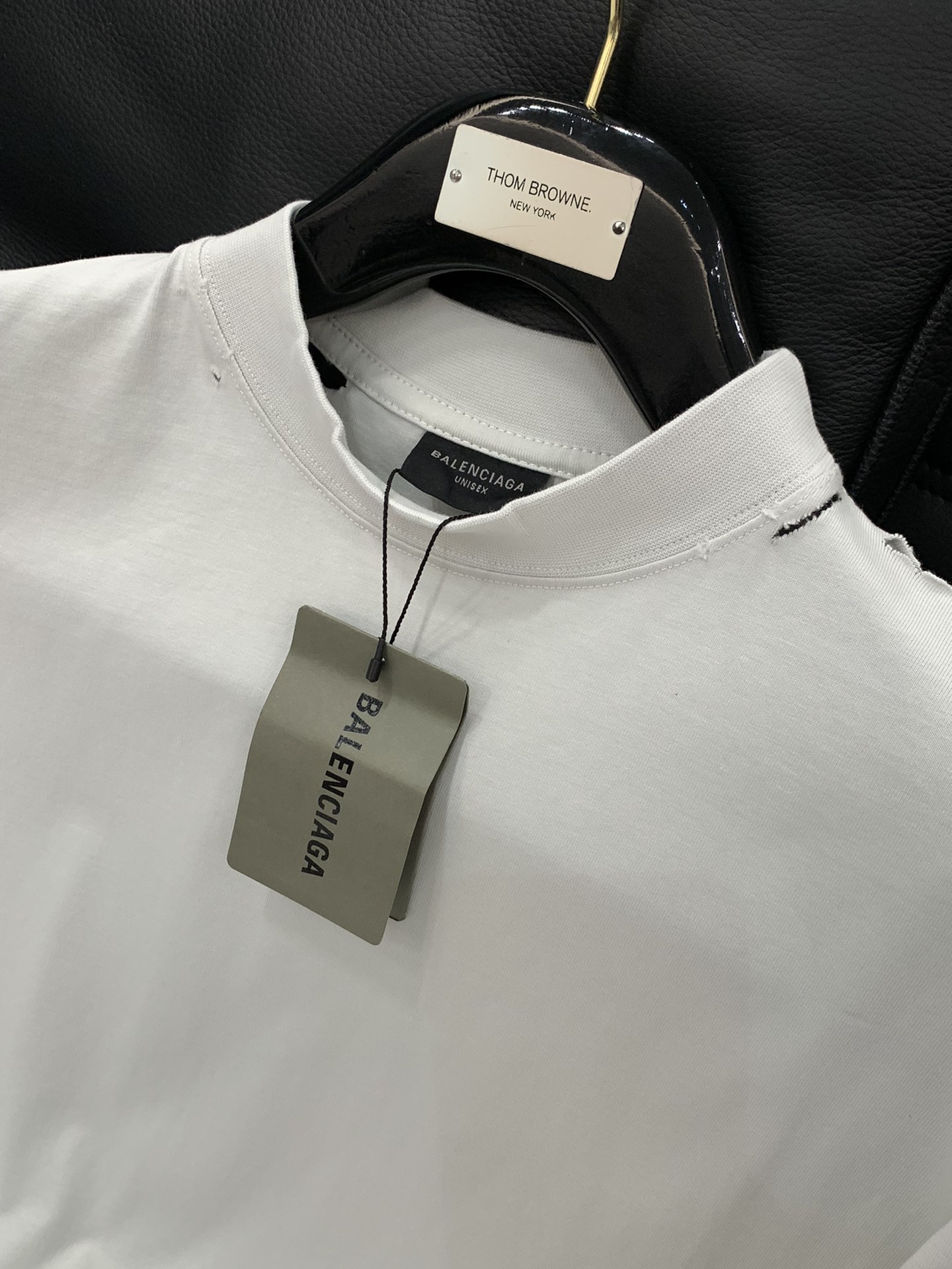 ，Balenciaga 巴黎世家，2025夏季最新款，专柜同步有售，原单狠货，爆款时尚休闲圆领短袖T恤，
