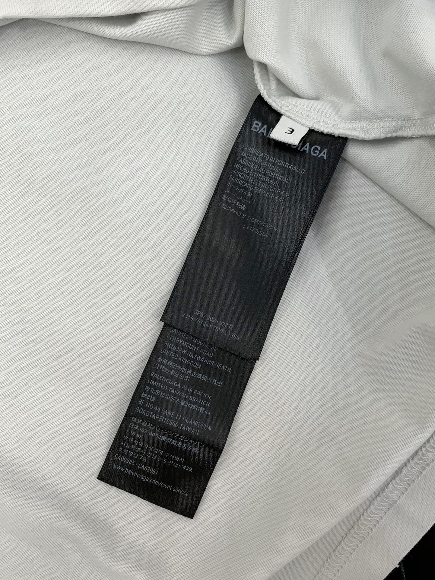 ，Balenciaga 巴黎世家，2025夏季最新款，专柜同步有售，原单狠货，爆款时尚休闲无袖上衣，进口